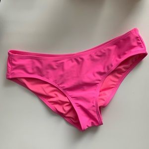 Xhilaration Swim - HOT PINK swimsuit bottoms - cheeky / ruched Xhilaration Swim - HOT PINK swimsuit bottoms - cheeky / ruched